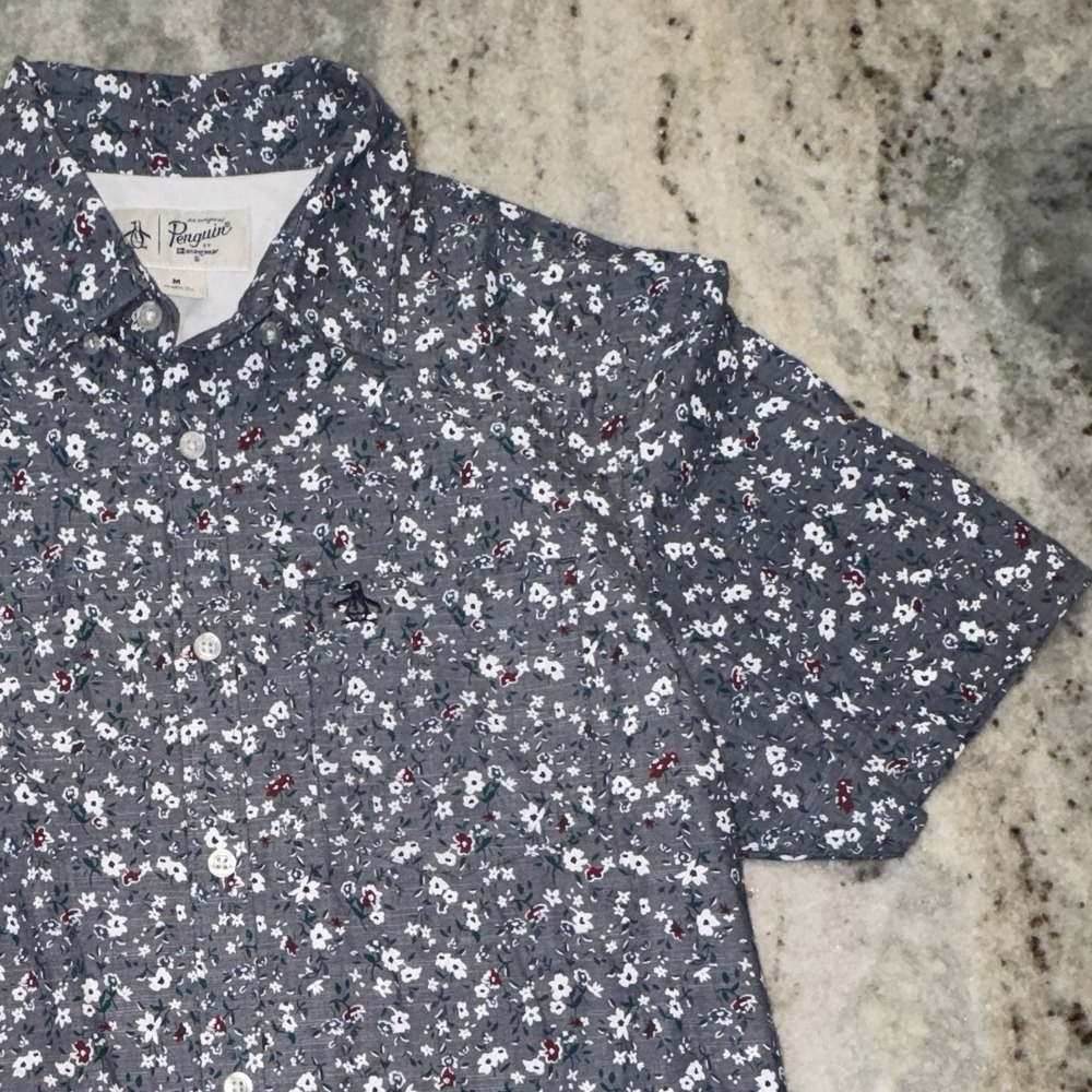 Penguin Men's Gray Floral Classic Fit Button Down Short Sleeve Shirt Size M